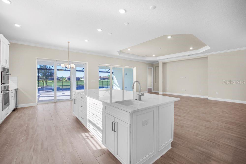 AZARIO ESPLANADE - Residential