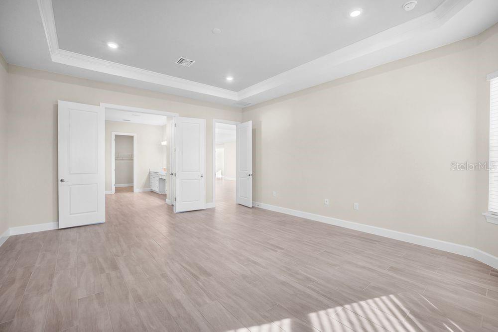 AZARIO ESPLANADE - Residential