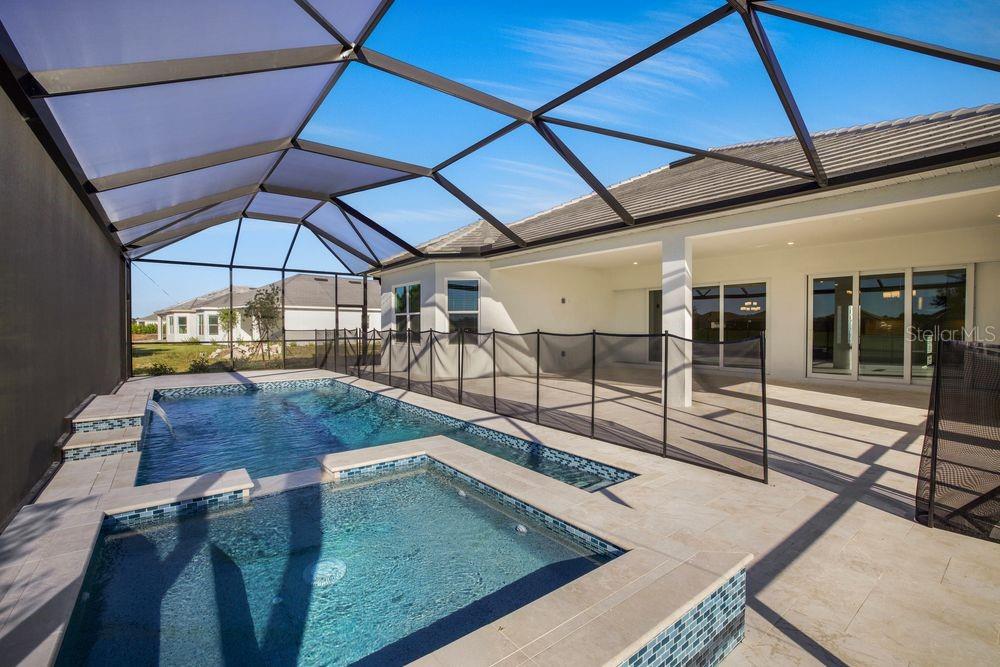 AZARIO ESPLANADE - Residential