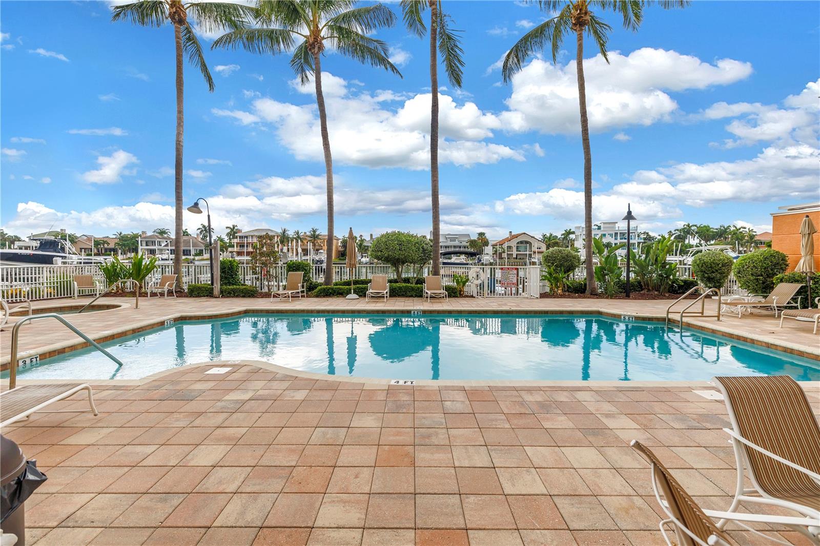 650 PINELLAS BAYWAY S 2101