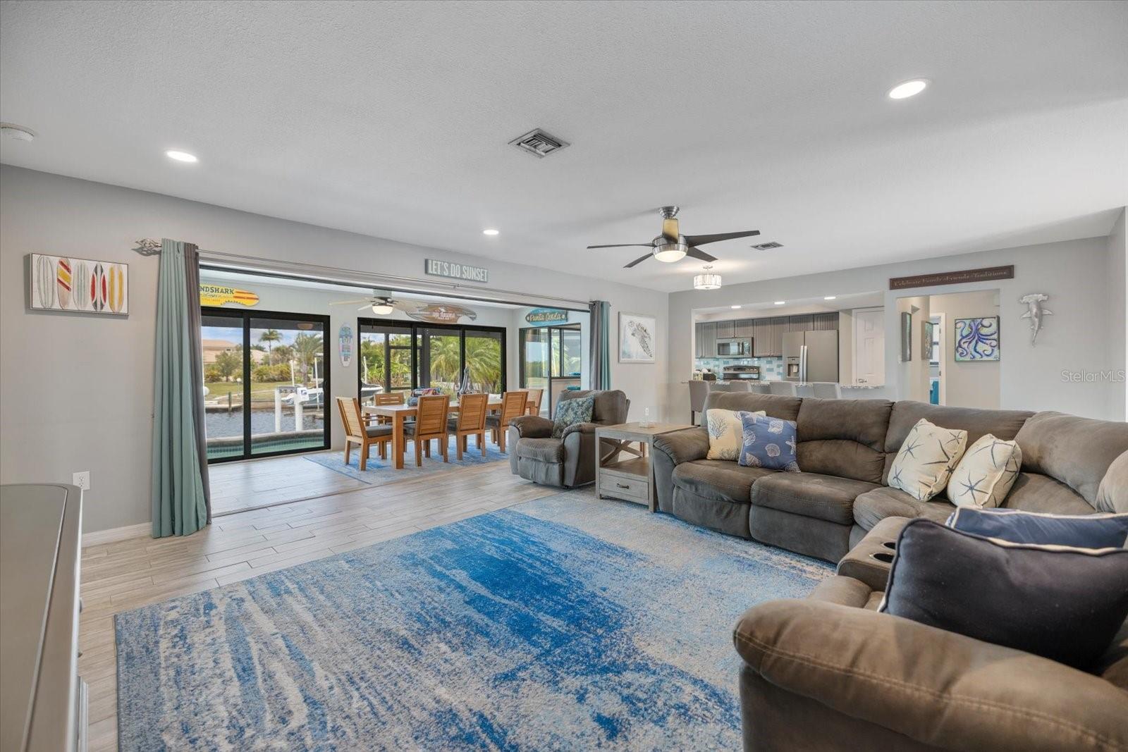 PUNTA GORDA ISLES SEC 15 - Residential