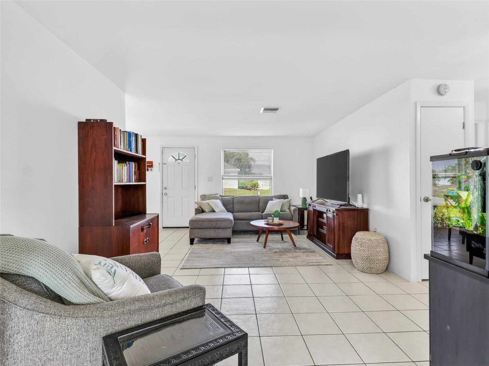 258 READING STREET NW