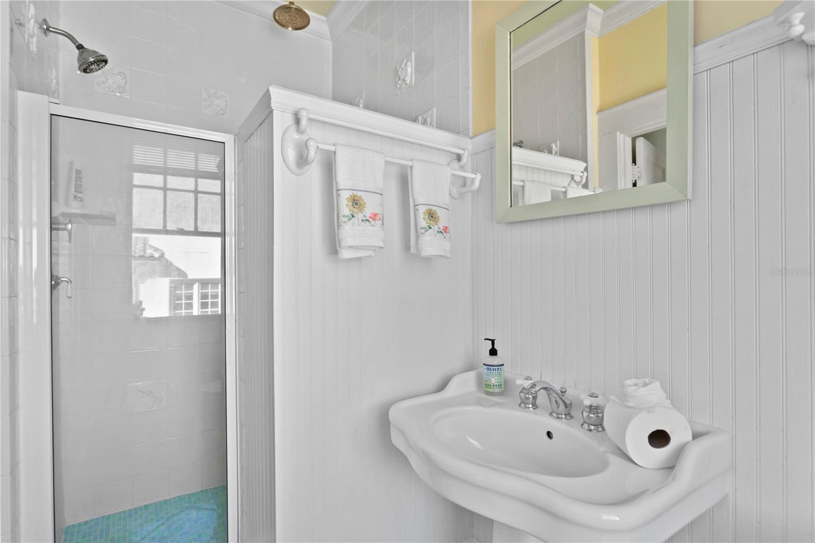 SNELLS C PERRY NORTH SHORE ADD REV REP - Residential