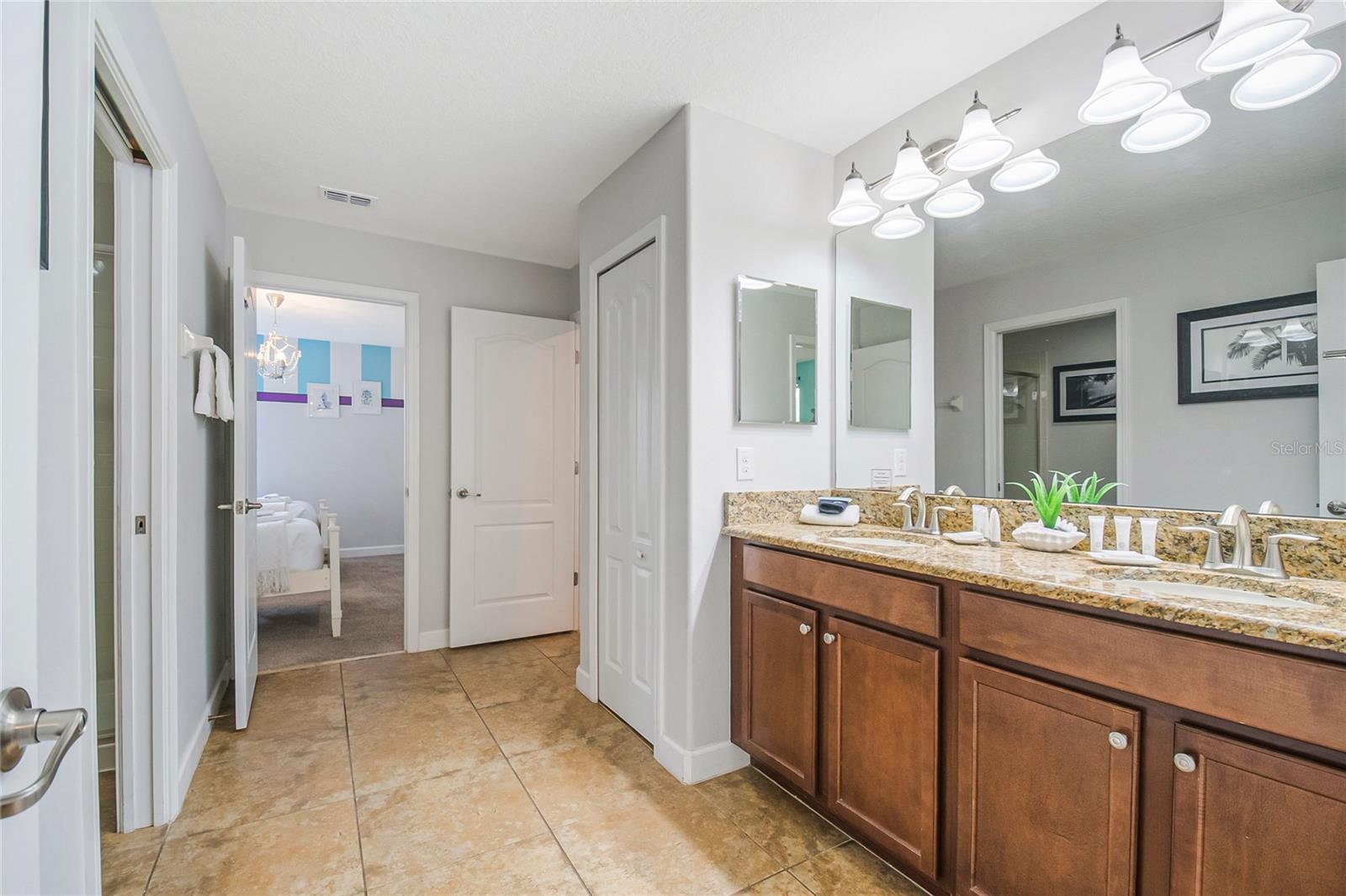 STONEYBROOK SOUTH PH 1 REPLAT OF TRACTS C1 & H1 - Residential