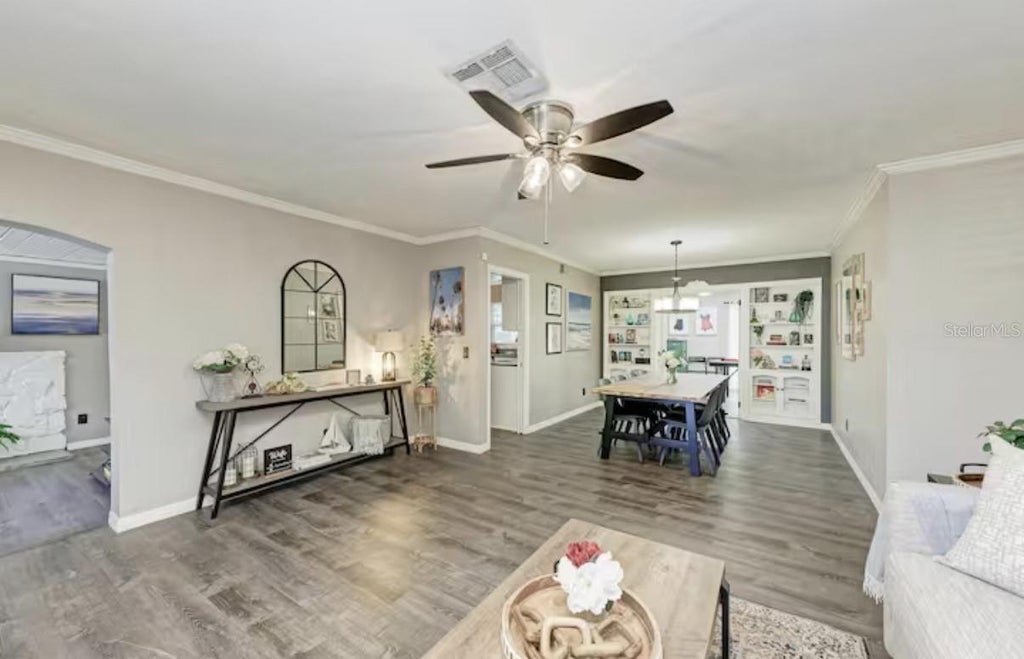 Photo of 2608 Oakwood Drive, Largo, FL 33771 (MLS # TB8562141)