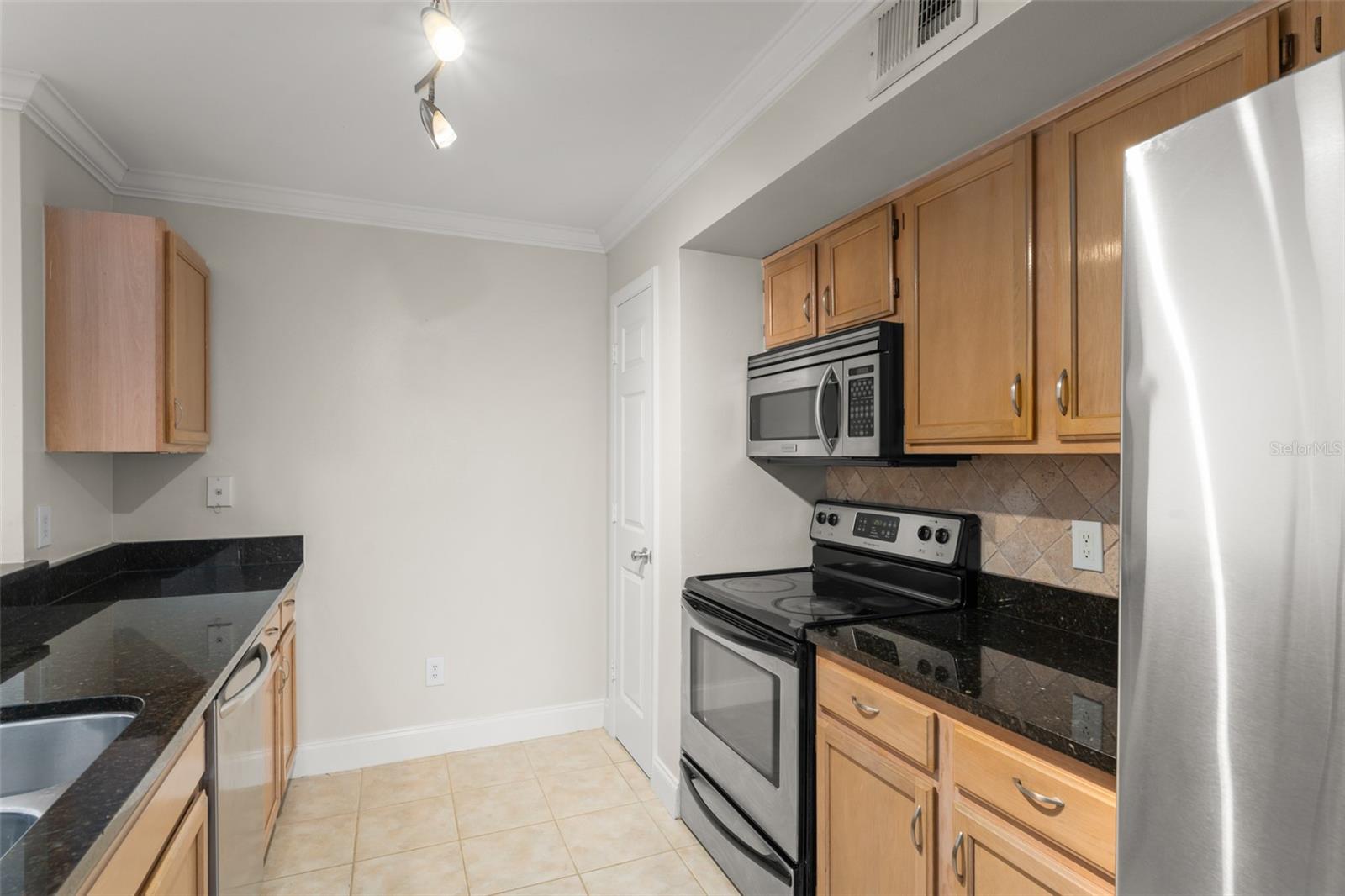 WINDSOR AT SABAL WALK A CONDO - Residential