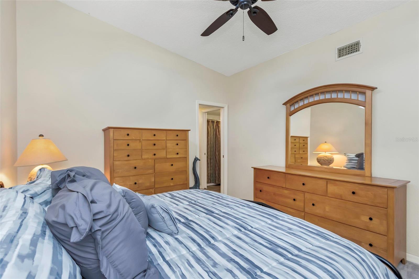 LAKE FOREST CONDO - Residential