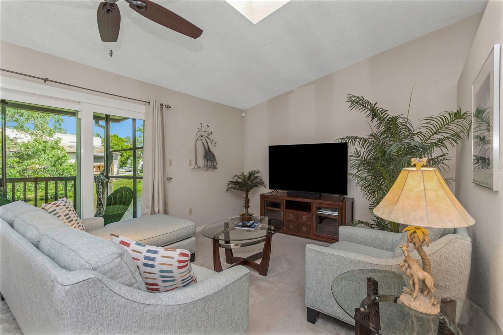 LAKE FOREST CONDO - Residential