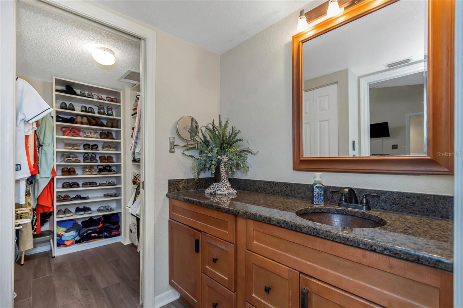 LAKE FOREST CONDO - Residential