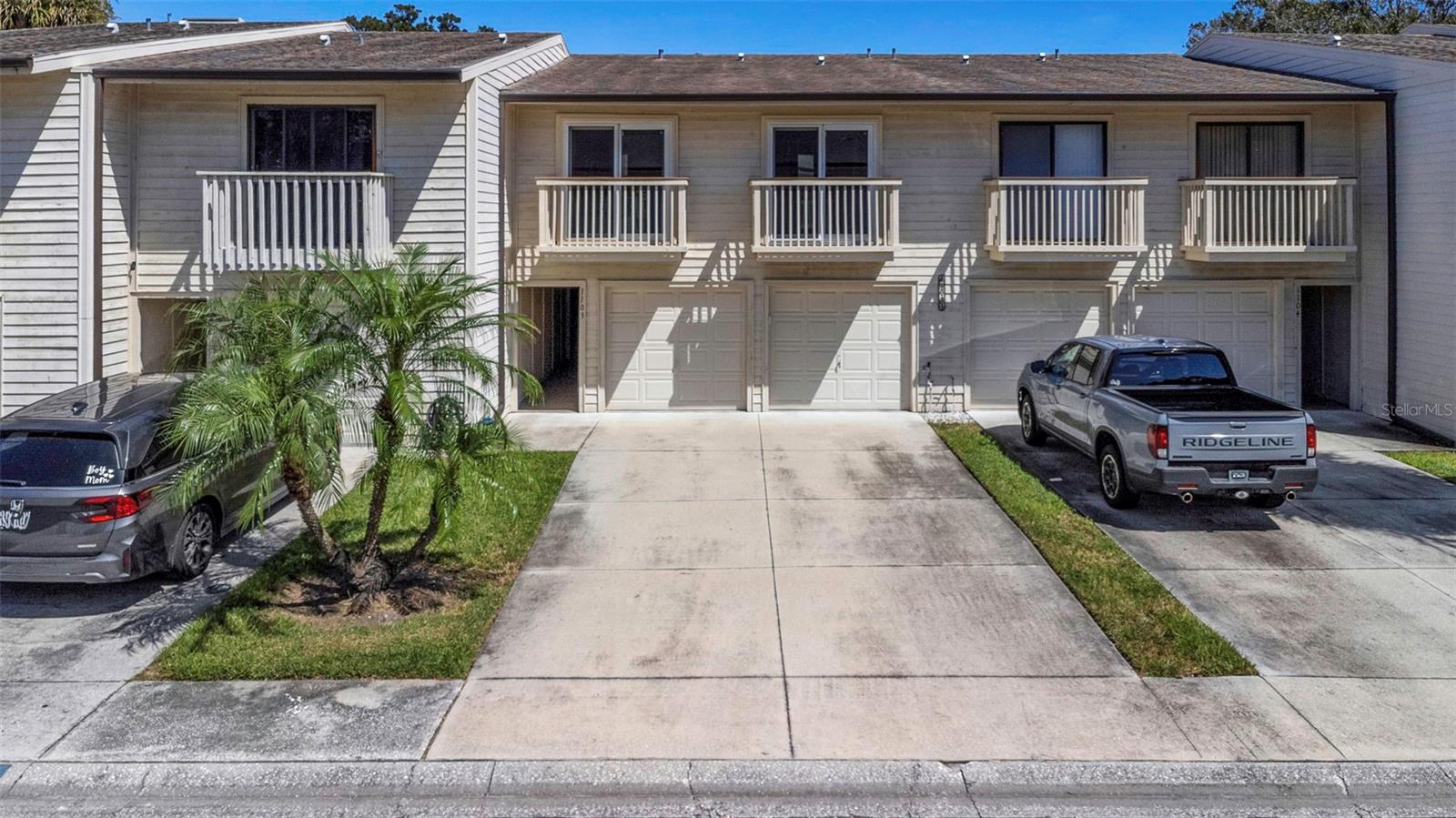 LAKE FOREST CONDO - Residential
