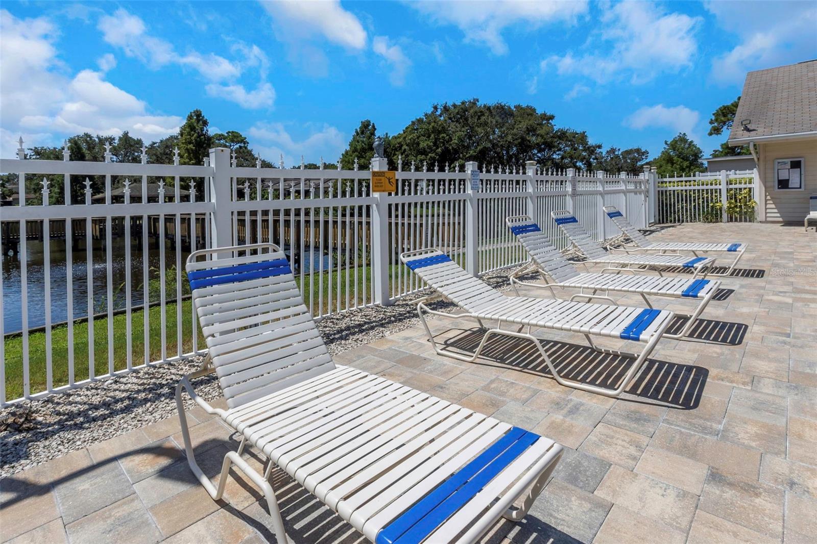 LAKE FOREST CONDO - Residential