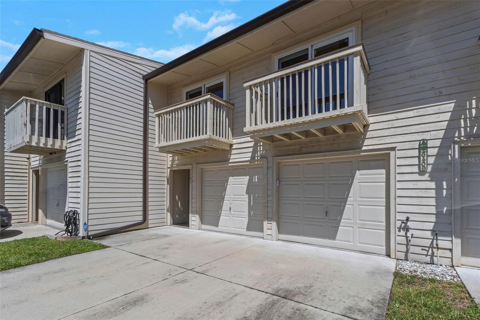 LAKE FOREST CONDO - Residential