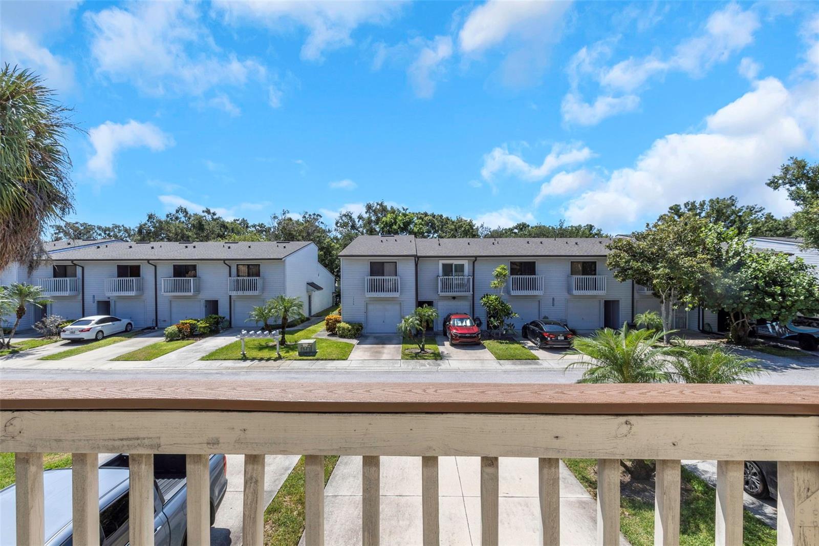 LAKE FOREST CONDO - Residential