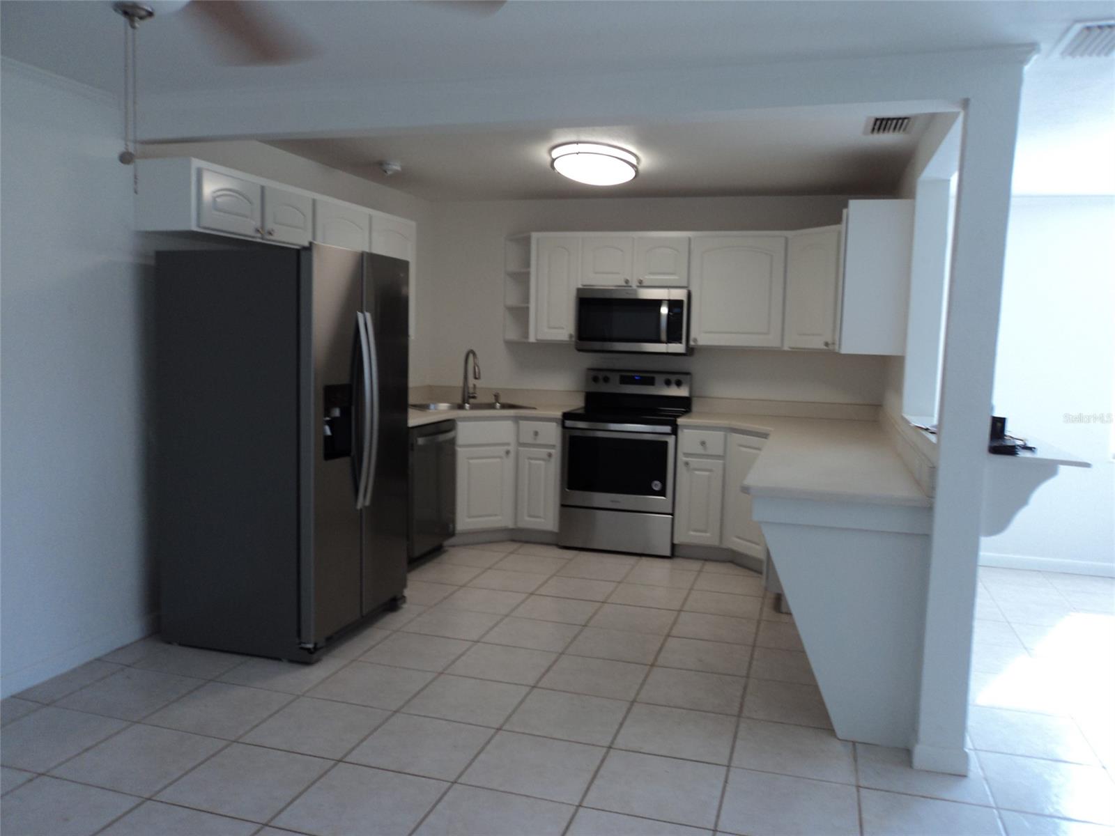 Ellison Homes Royal - Residential