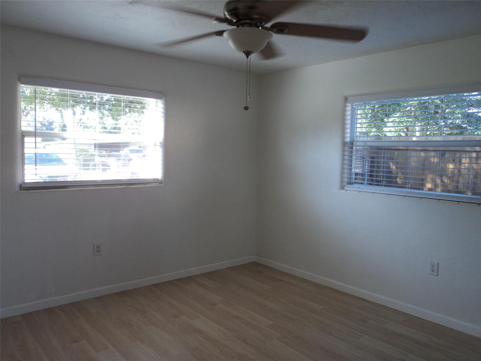 Ellison Homes Royal - Residential