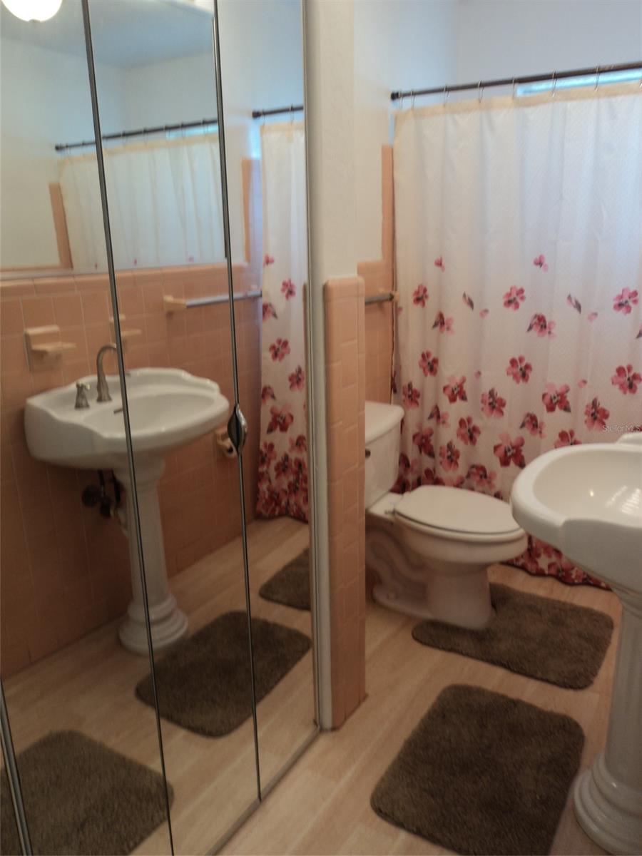 Ellison Homes Royal - Residential