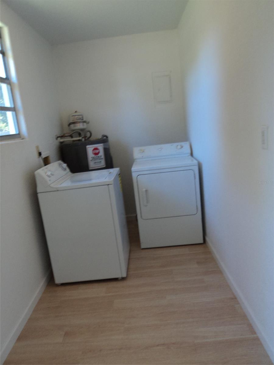 Ellison Homes Royal - Residential