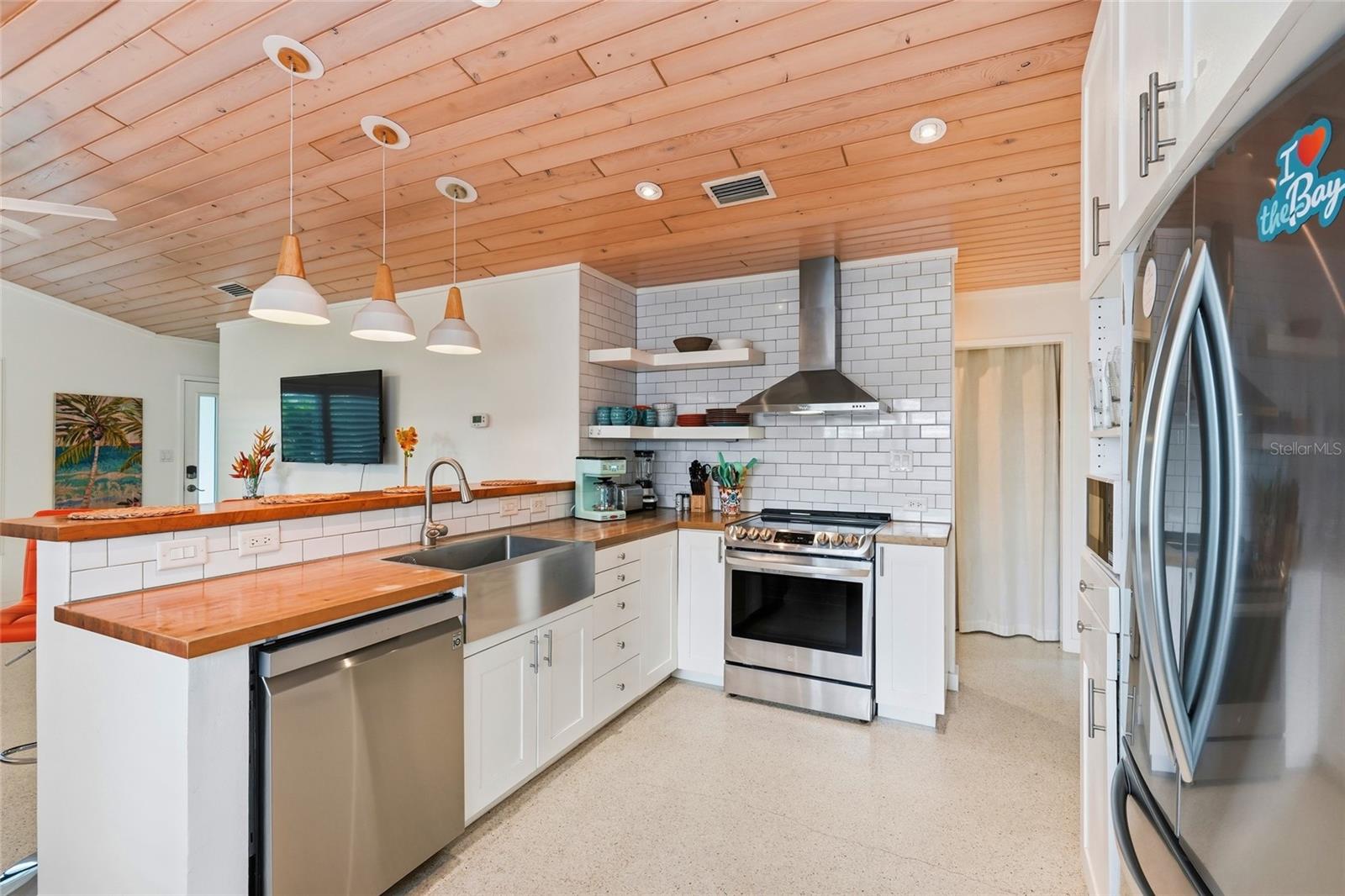 HIGHLAND PINES - Residential