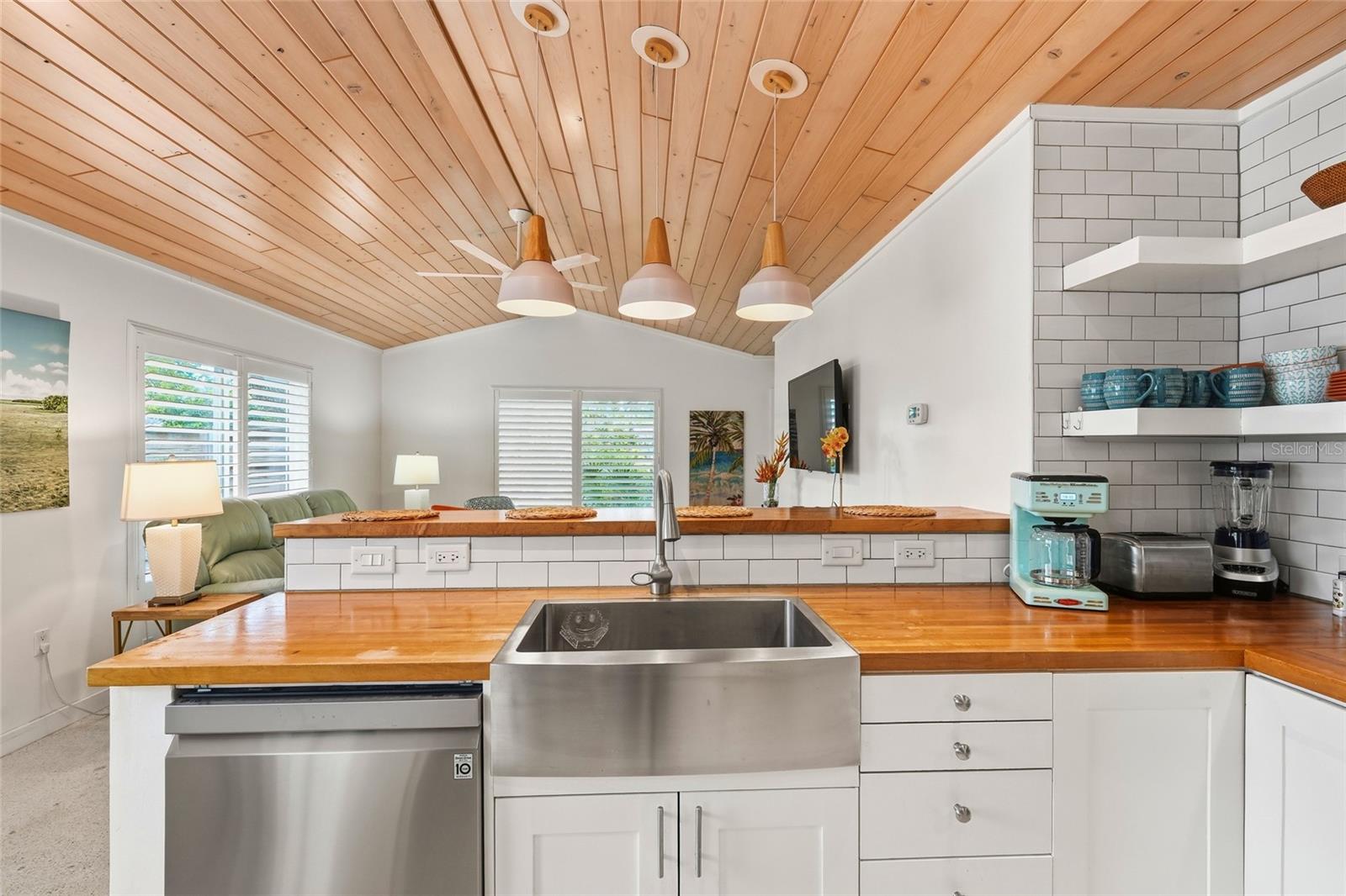 HIGHLAND PINES - Residential