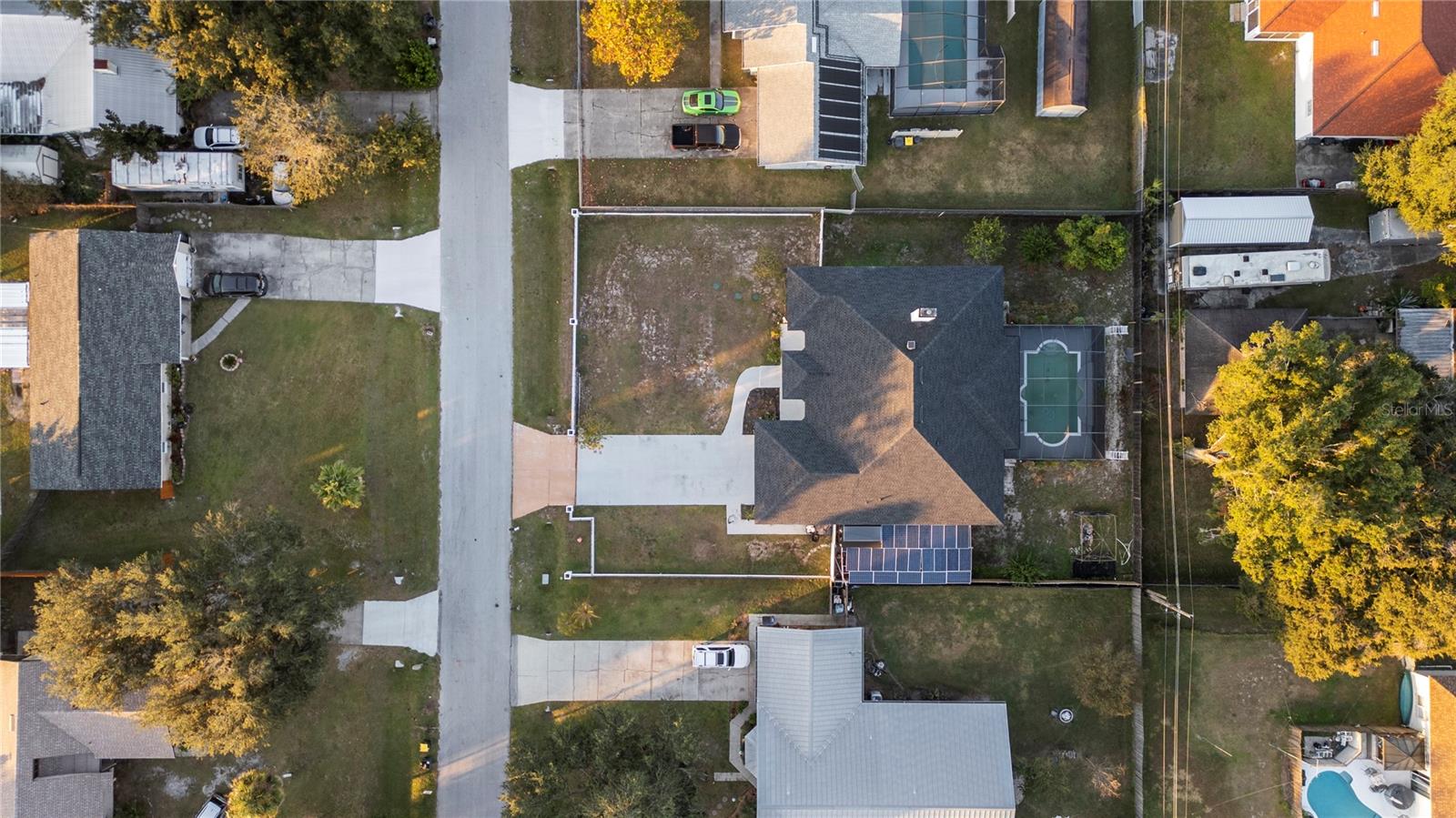 INDIAN WOODS - Residential