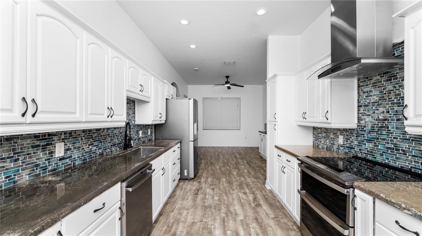 INDIAN WOODS - Residential