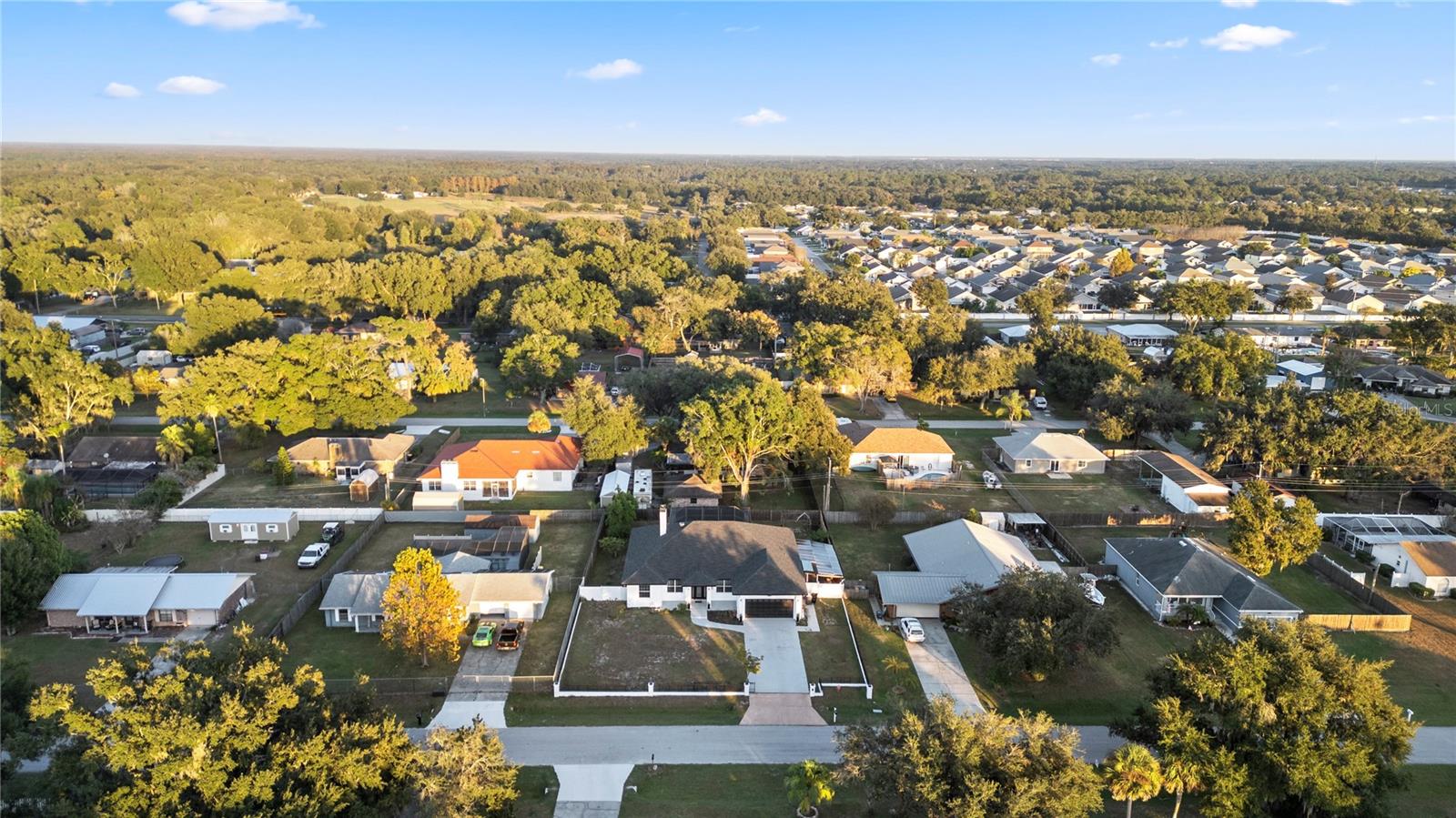 INDIAN WOODS - Residential