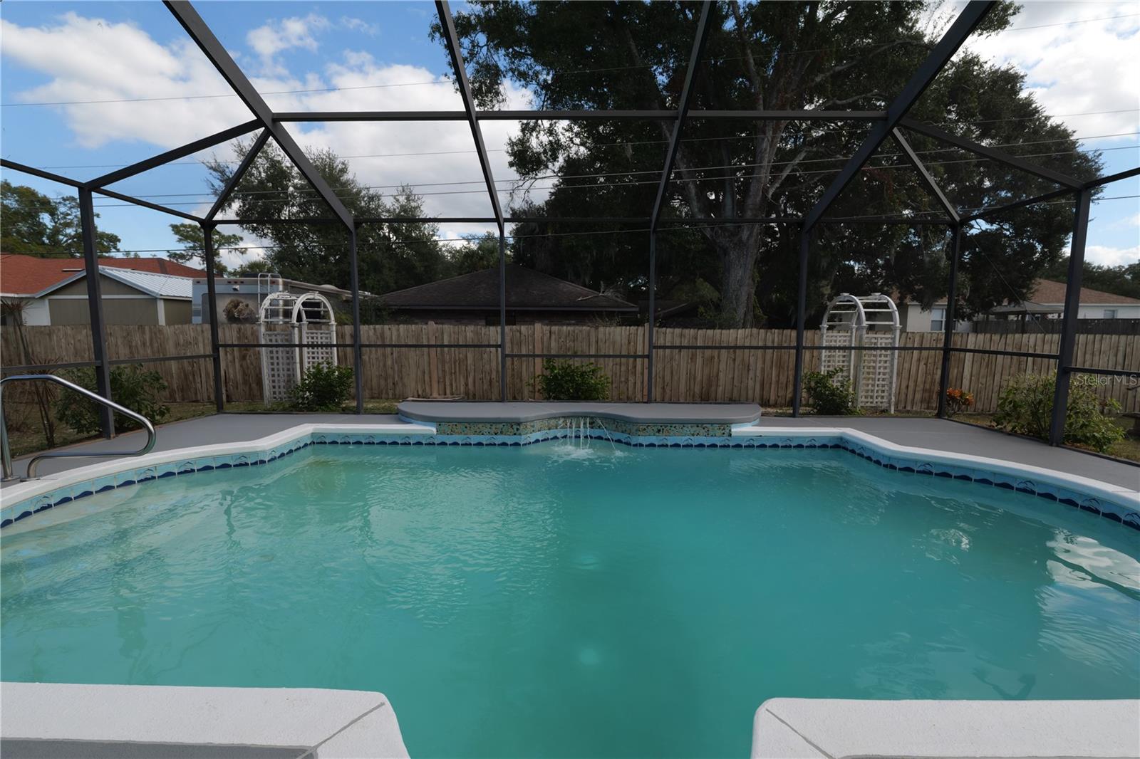 INDIAN WOODS - Residential