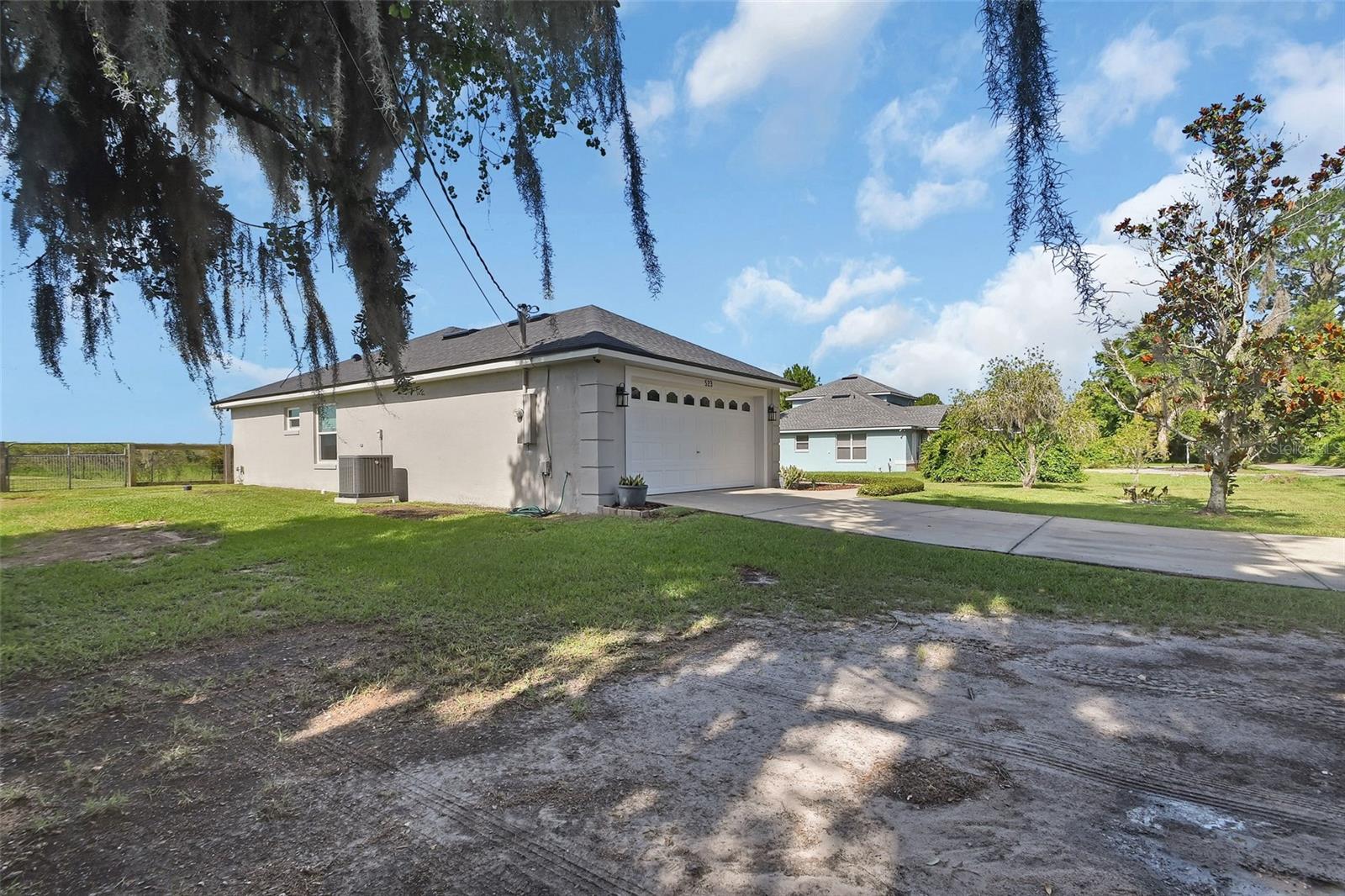 523 KONOMAC LAKE DRIVE