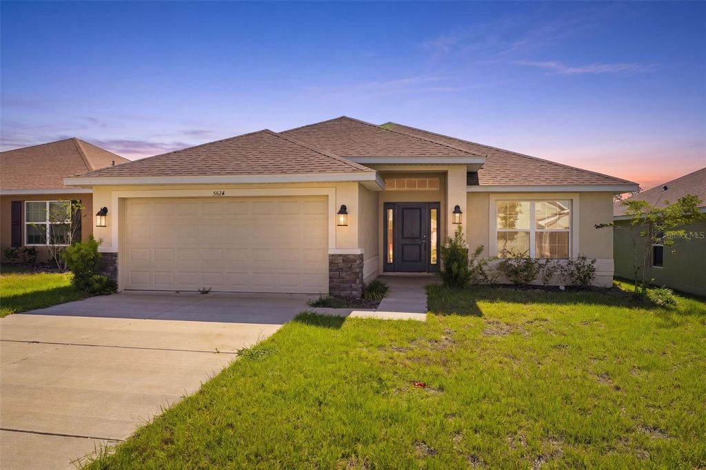 Photo of 5524 Ocean Breeze Drive, Spring Hill, FL 34609 (MLS # W7885539)