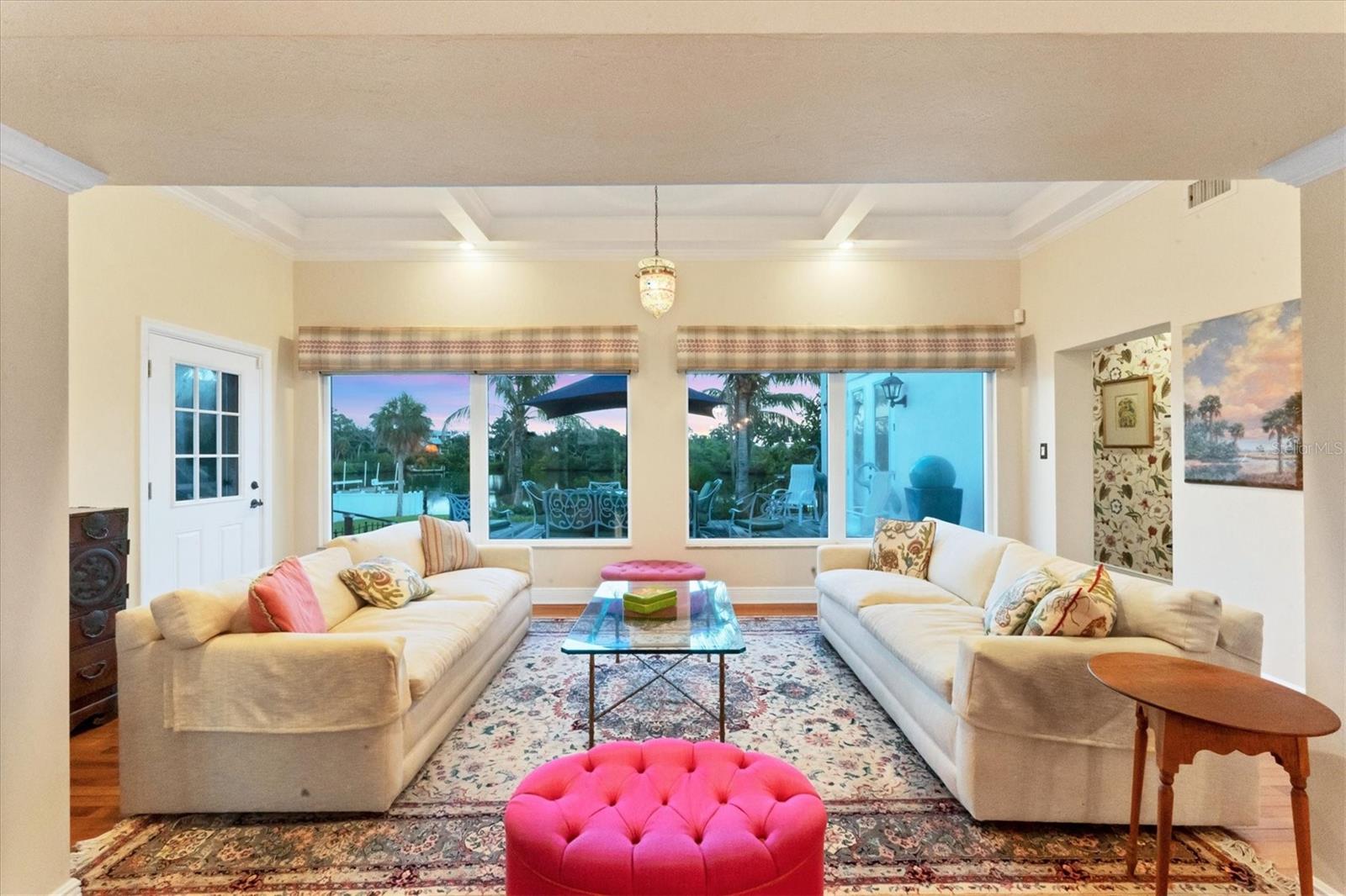 5329 PALOS VERDES DRIVE