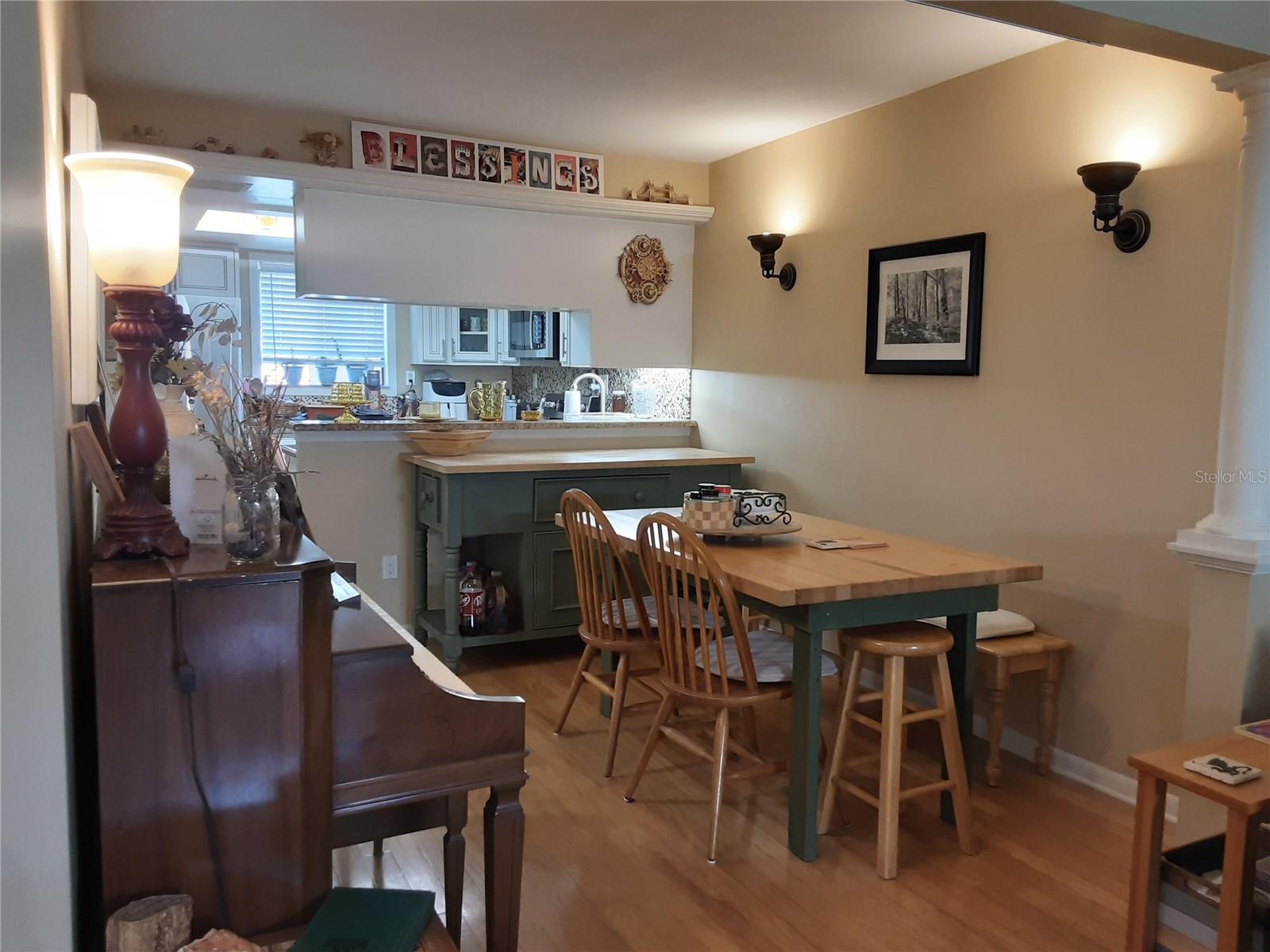 ONE THOUSAND OAKS CONDO CB - Residential