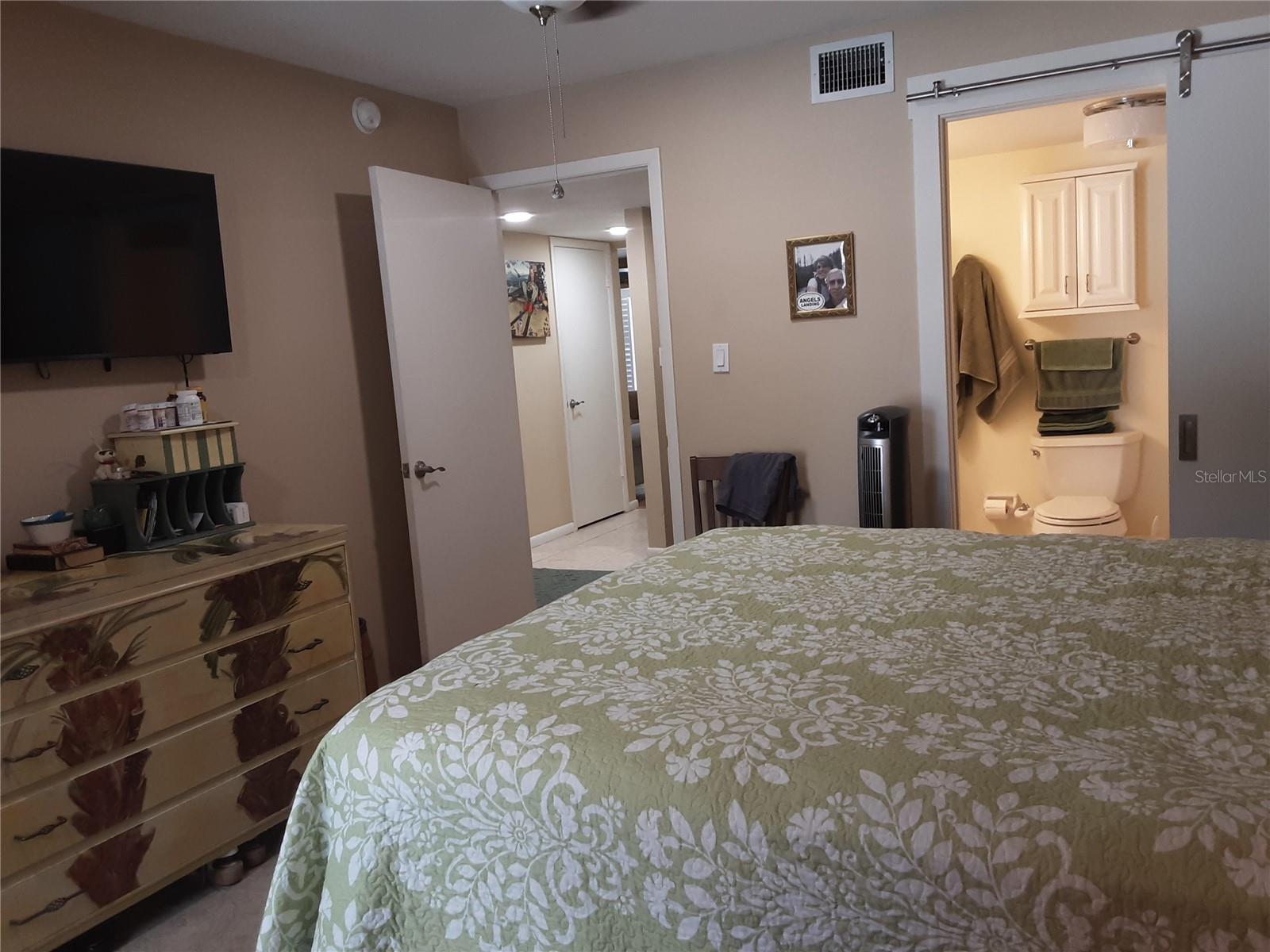 ONE THOUSAND OAKS CONDO CB - Residential