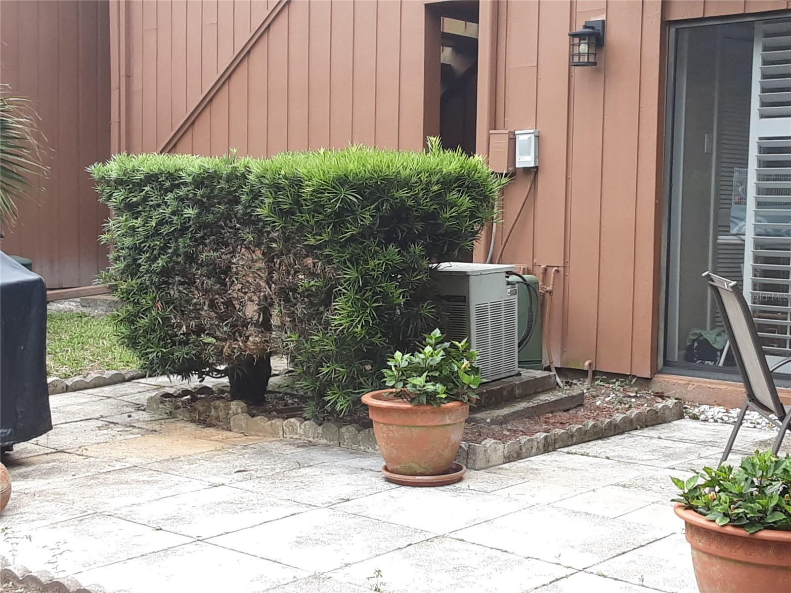 ONE THOUSAND OAKS CONDO CB - Residential