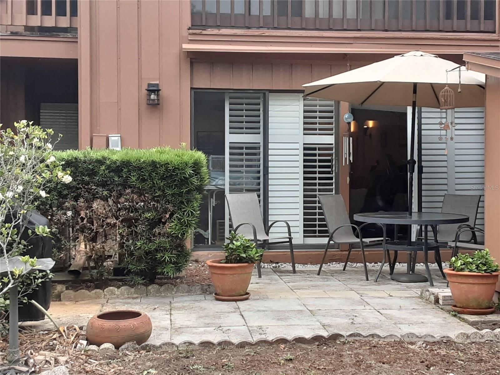 ONE THOUSAND OAKS CONDO CB - Residential