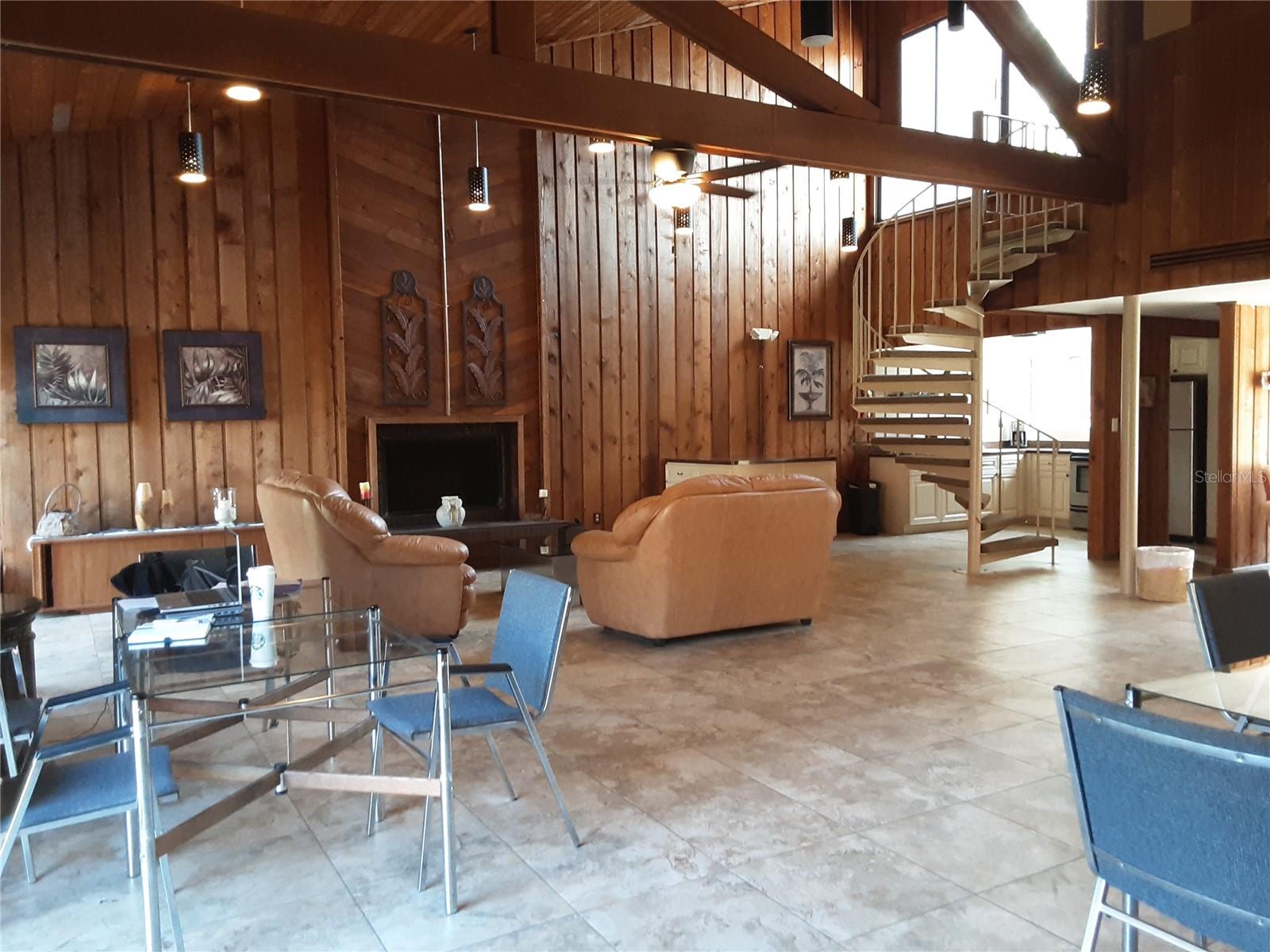 ONE THOUSAND OAKS CONDO CB - Residential