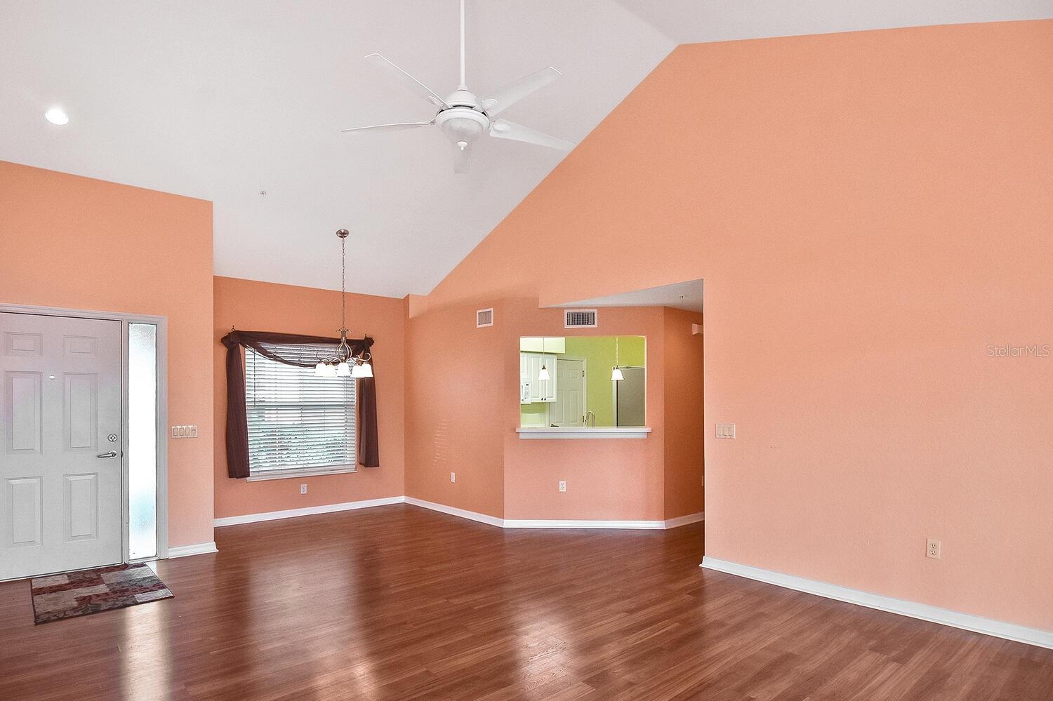 7605 SWEETBAY CIRCLE 5-102