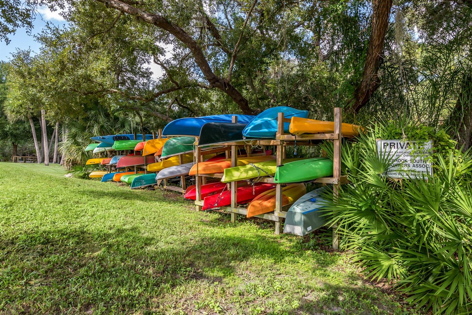 LAKESIDE WOODS SOUTH - Residential