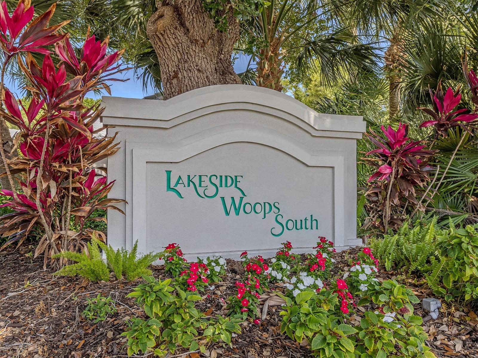 LAKESIDE WOODS SOUTH - Residential