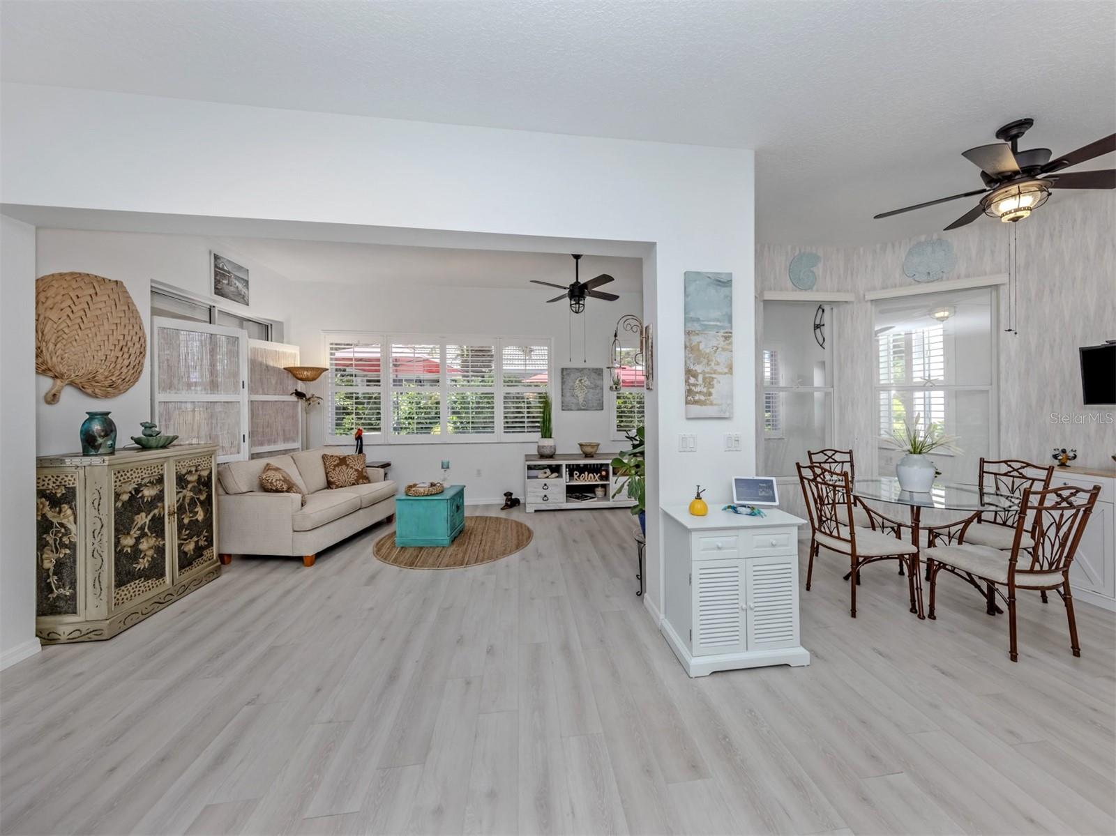 LAKESIDE WOODS SOUTH - Residential