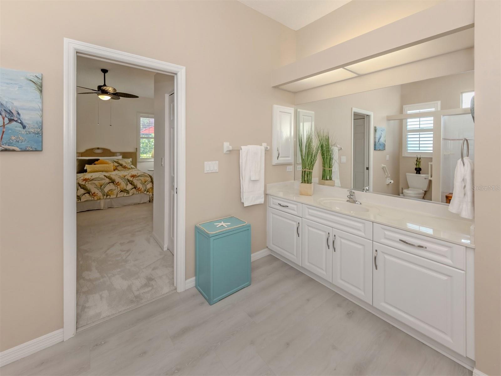 LAKESIDE WOODS SOUTH - Residential