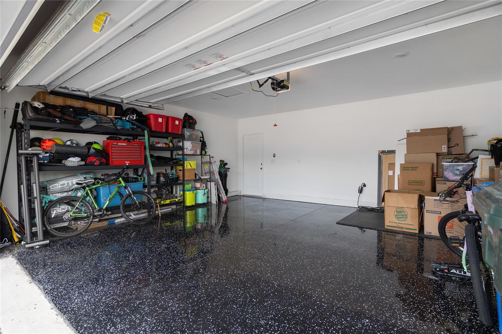 AULIN SQUARE - Residential