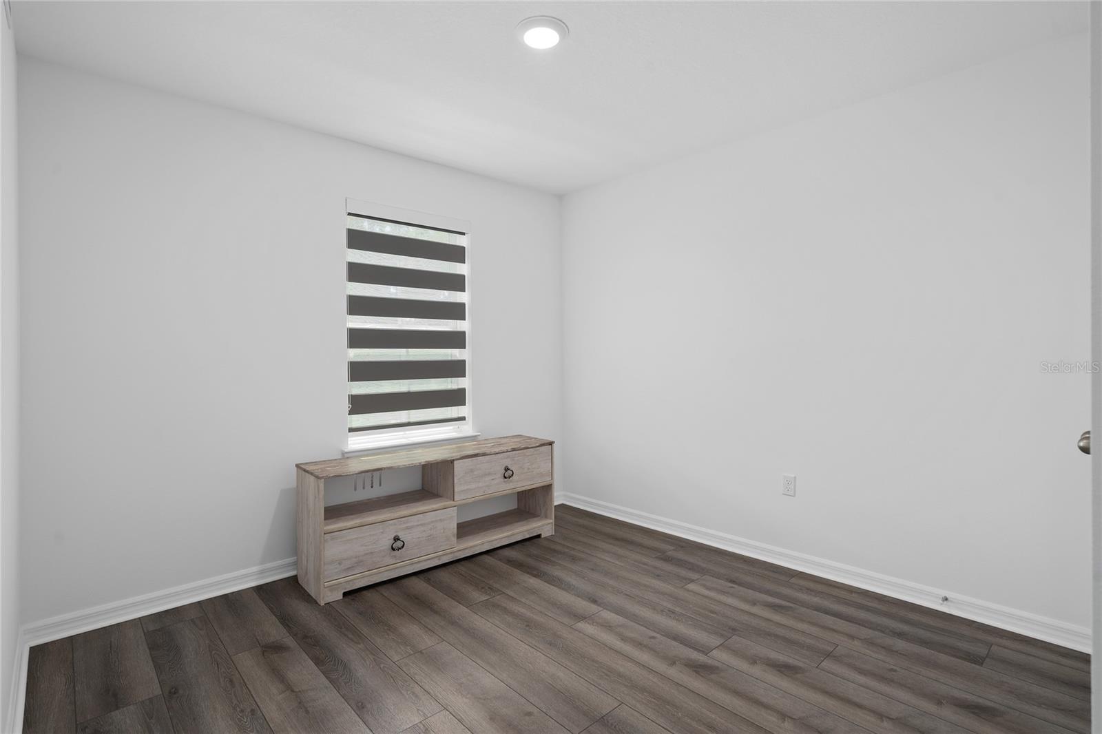 AULIN SQUARE - Residential