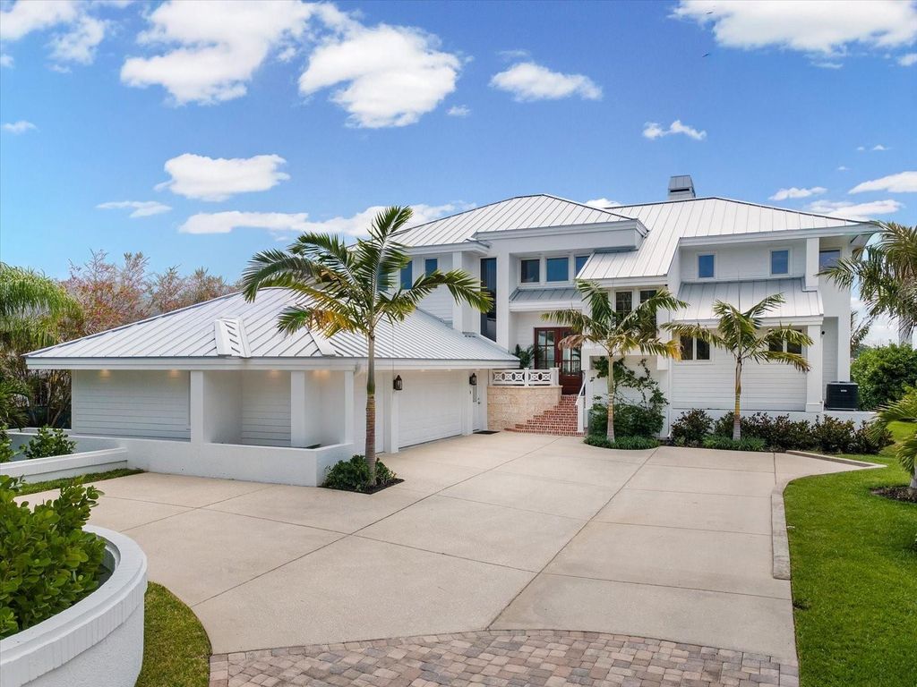 Photo of 433 St Andrews Drive, Belleair, FL 33756 (MLS # TB8506295)