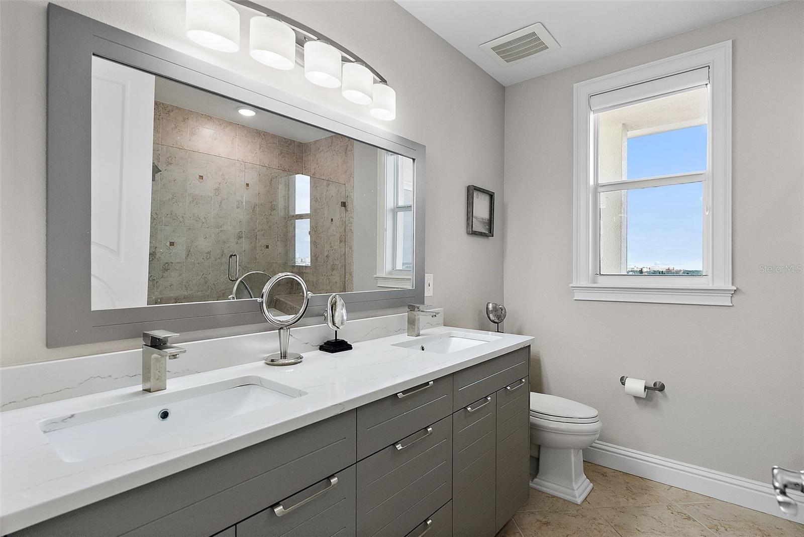 BELLARTE ON THE GULF CONDO RESIDENCE - Residential