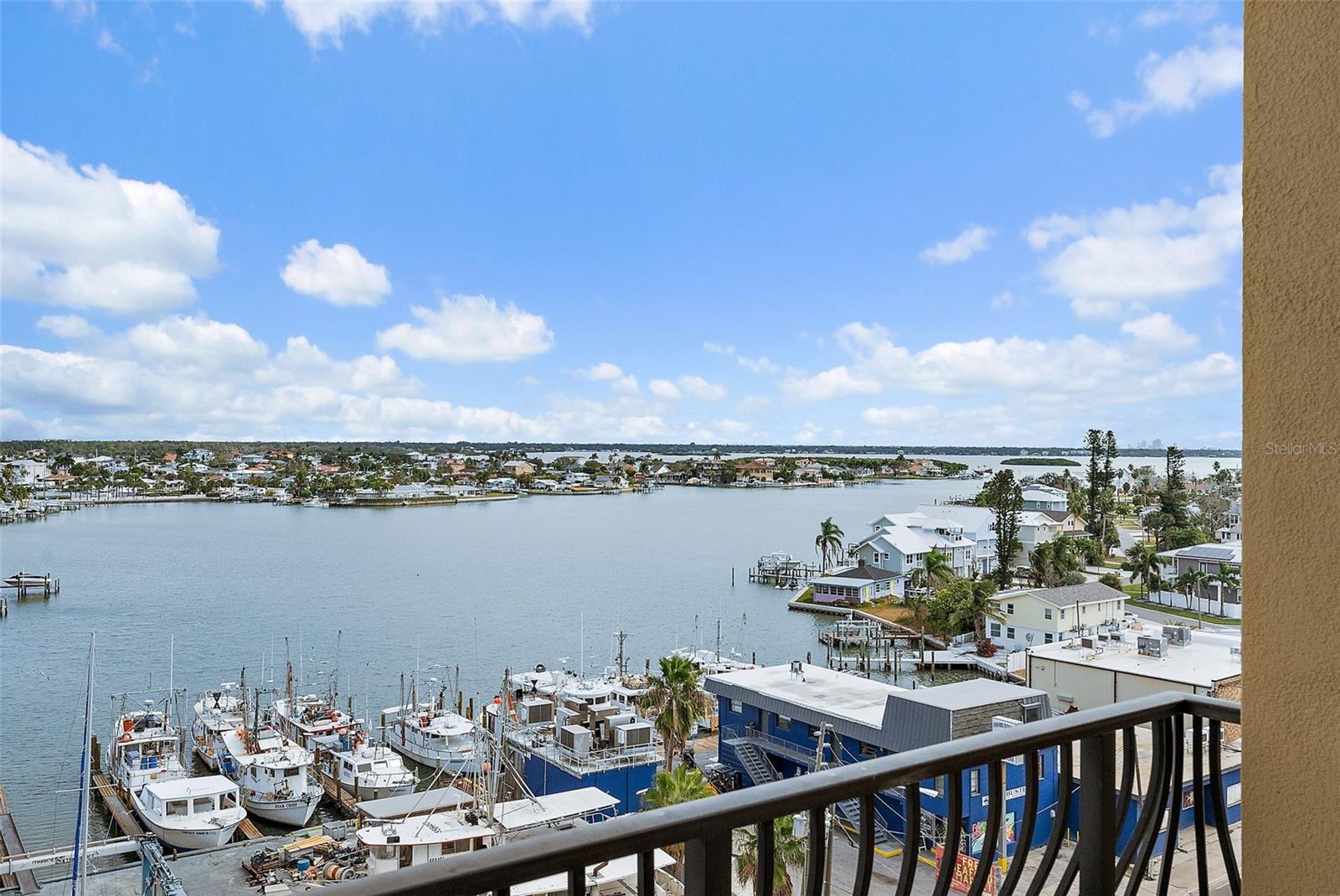 BELLARTE ON THE GULF CONDO RESIDENCE - Residential