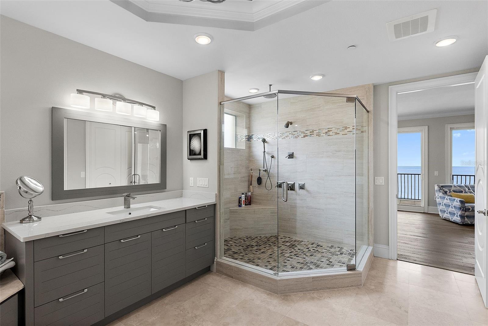 BELLARTE ON THE GULF CONDO RESIDENCE - Residential