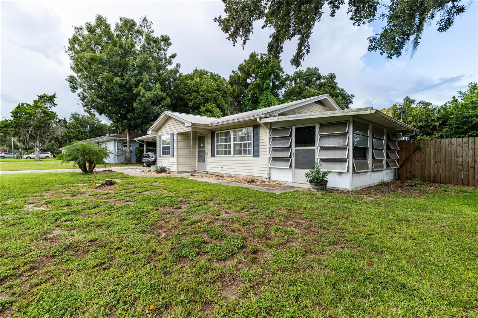 3805 CACTUS LANE