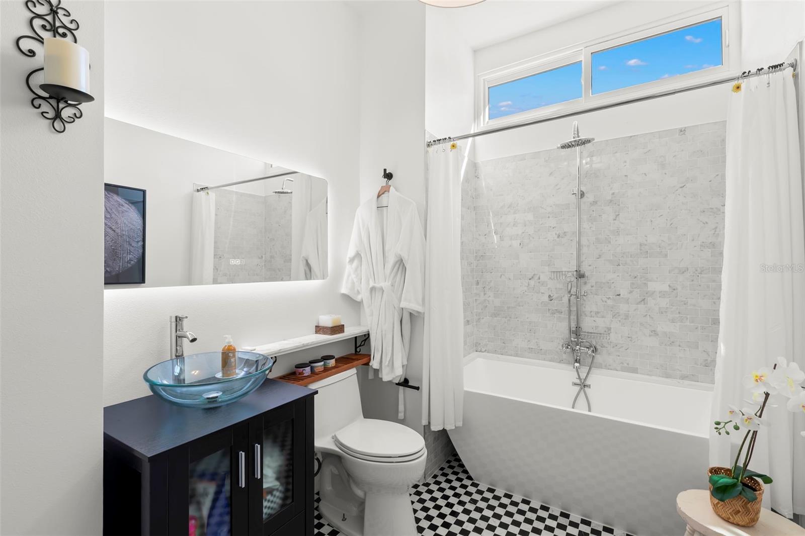 SNELL & HAMLETTS NORTH SHORE ADD - Residential