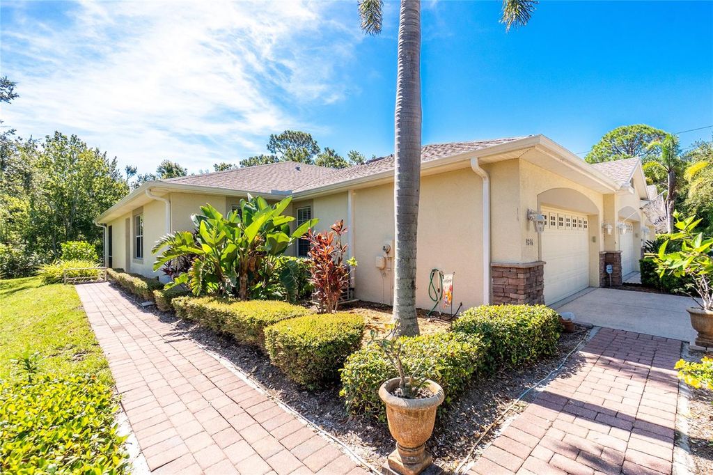 Photo of 9286 Fleming Ln, Venice, FL 34293 (MLS # D6143031)