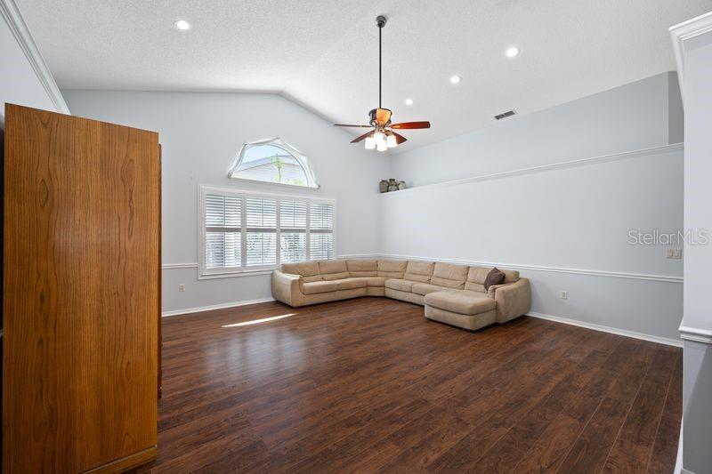 PALM WEST - Residential